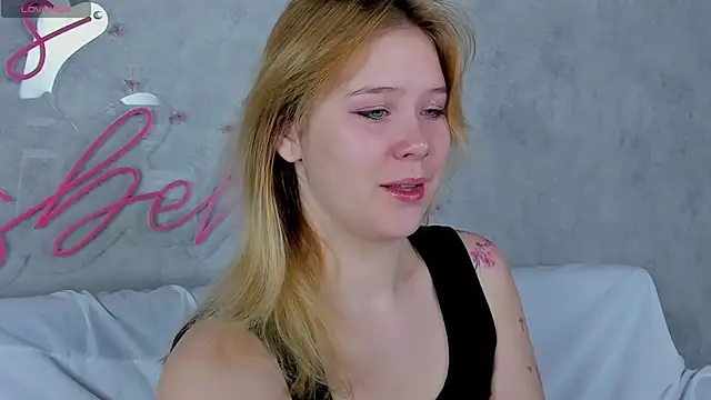 Amy Kimberlly online show from September 2025 12:15:01 AM