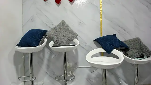 Snapshot of emilly09 chatting on February 2025 09:33:01 PM emilly09 online show from February 2025 09:33:01 PM