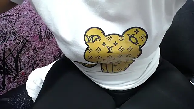 Snapshot of susy_pervertt chatting on September 2025 04:34:02 PM susy pervertt online show from September 2025 04:34:02 PM