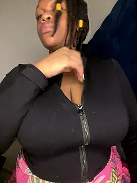 Boneca25 online show from January 2026 06:46:02 PM