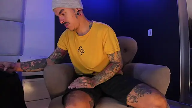 Snapshot of kaletattoo chatting on July 2026 11:25:02 AM kaletattoo online show from July 2026 11:25:02 AM