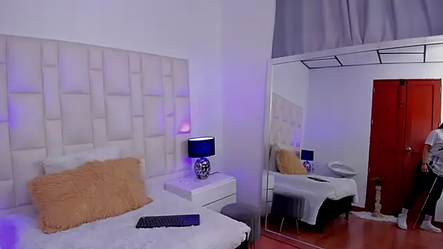 Ariana rouse online show from February 2025 10:43:01 PM