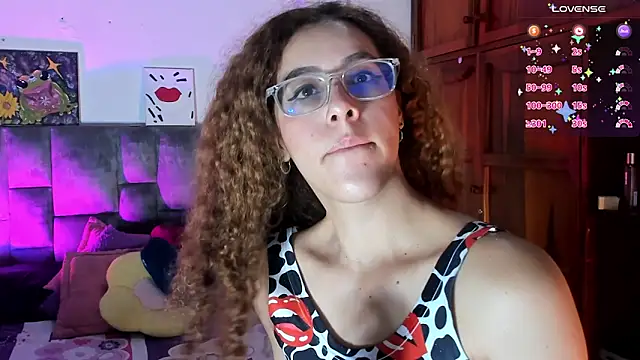 Snapshot of Isangel_ chatting on October 2025 03:56:02 AM Isangel online show from October 2025 03:56:02 AM