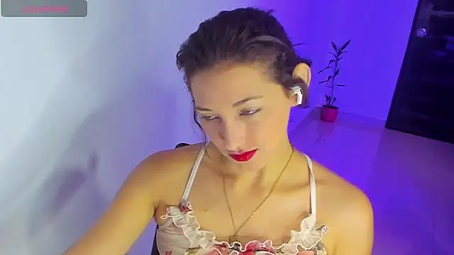 Snapshot of vicky__skinny_1 chatting on March 2025 01:50:02 PM vicky  skinny 1 online show from March 2025 01:50:02 PM