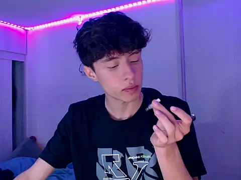 Juanmres online show from January 2026 06:24:02 PM