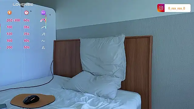 Doh728 online show from October 2025 12:53:01 AM