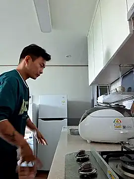 Doh728 online show from November 2025 02:00:01 AM