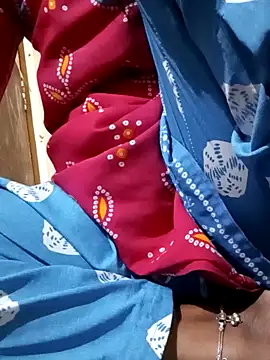 Snapshot of TeluguammayiMahi chatting on February 2025 05:11:02 AM TeluguammayiMahi online show from February 2025 05:11:02 AM