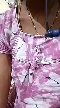 Snapshot of TeluguammayiMahi chatting on March 2025 12:21:02 AM TeluguammayiMahi online show from March 2025 12:21:02 AM