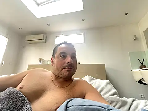 Snapshot of justeqqun chatting on November 2025 10:04:02 AM justeqqun online show from November 2025 10:04:02 AM