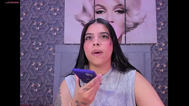 Snapshot of Emily_rivera78 chatting on April 2026 03:53:01 AM Emily rivera78 online show from April 2026 03:53:01 AM
