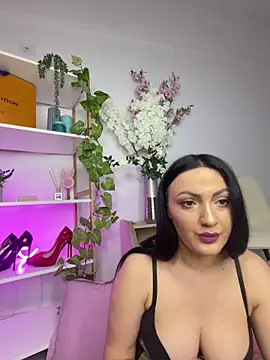 RaisaSalvi online show from March 2025 03:58:02 PM