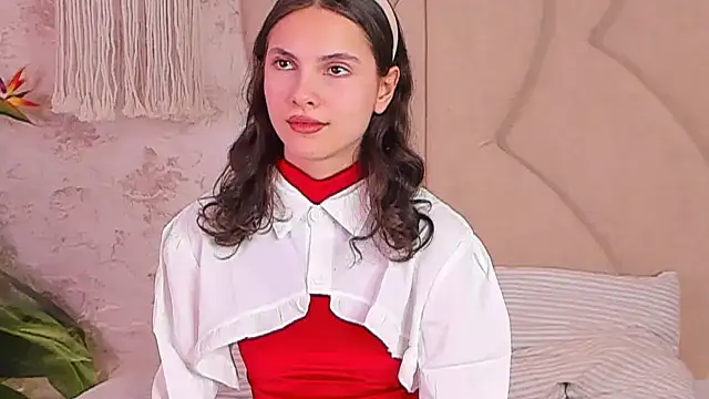 GIGI DAV online show from February 2025 05:45:02 AM