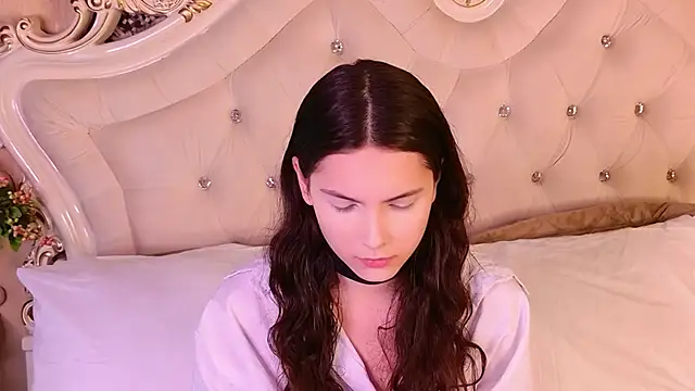 GIGI DAV online show from October 2025 08:52:01 PM