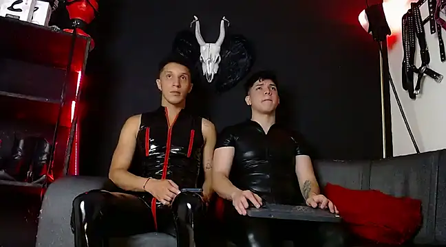 Snapshot of AngeloColleen chatting on March 2025 01:16:02 AM AngeloColleen online show from March 2025 01:16:02 AM