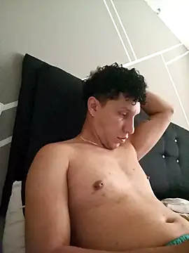 Snapshot of AngeloColleen chatting on September 2025 02:08:01 PM AngeloColleen online show from September 2025 02:08:01 PM