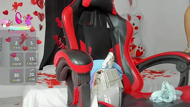 Nicol TransGirl online show from February 2026 04:31:01 AM