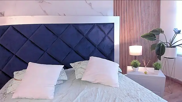 Snapshot of IsabelaWoods chatting on February 2026 10:39:01 PM IsabelaWoods online show from February 2026 10:39:01 PM