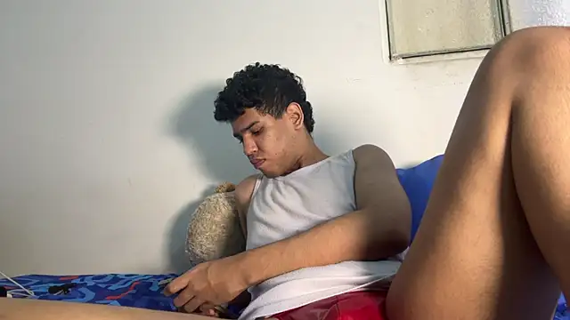 Santiago-Thompson online show from December 2025 06:57:02 PM