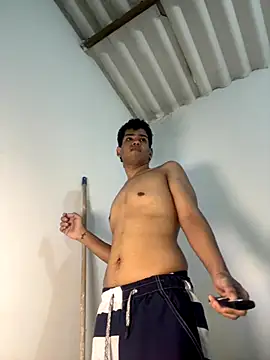 Santiago-Thompson online show from December 2025 06:15:01 PM