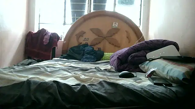 nakedlima online show from September 2025 05:45:01 PM