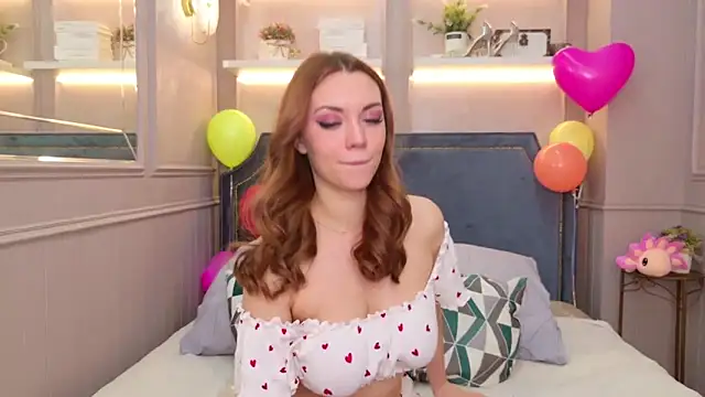 Snapshot of Ariadna_Holder chatting on February 2025 12:47:01 PM Ariadna Holder online show from February 2025 12:47:01 PM