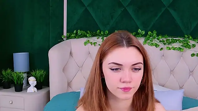 Snapshot of Ariadna_Holder chatting on March 2025 01:40:02 PM Ariadna Holder online show from March 2025 01:40:02 PM