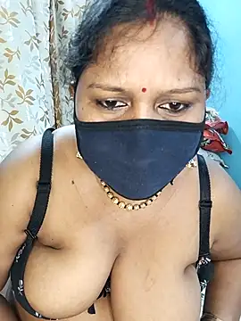 Snapshot of straightthing chatting on March 2025 08:00:01 PM straightthing online show from March 2025 08:00:01 PM