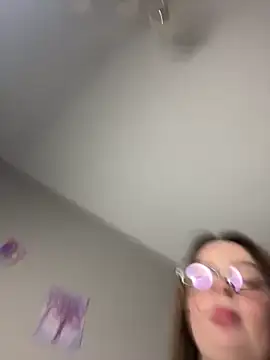 DearAlise online show from June 2026 10:51:02 AM