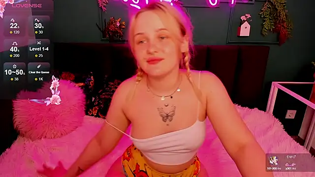 PamelaLloyd online show from March 2025 04:43:01 AM