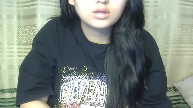 Snapshot of undressed_princesss chatting on June 2026 05:48:01 PM undressed princesss online show from June 2026 05:48:01 PM