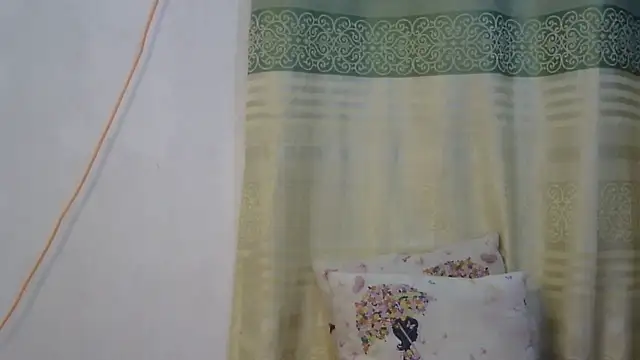Snapshot of undressed_princesss chatting on June 2026 10:42:02 AM undressed princesss online show from June 2026 10:42:02 AM