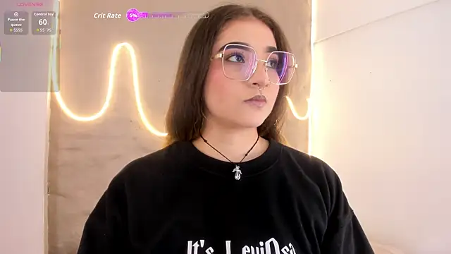 Snapshot of Shanntal_ chatting on February 2026 07:32:01 PM Shanntal online show from February 2026 07:32:01 PM