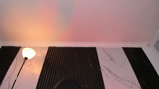 SadieManson  online show from March 2025 04:02:01 PM