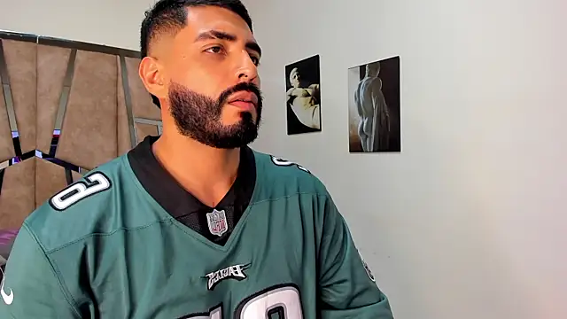 Snapshot of LeandroRusso chatting on March 2025 08:49:01 PM LeandroRusso online show from March 2025 08:49:01 PM