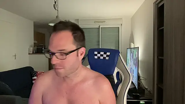 Funnyjul31 online show from February 2025 06:12:01 PM