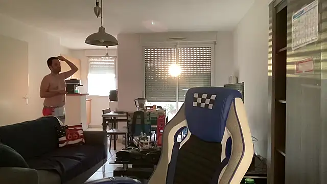 Funnyjul31 online show from March 2025 05:16:02 PM