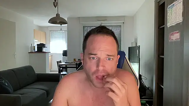 Funnyjul31 online show from March 2025 04:24:02 PM