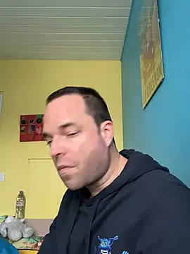 Funnyjul31 online show from January 2026 03:39:01 PM