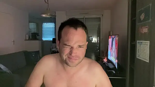 Funnyjul31 online show from April 2026 05:46:01 PM