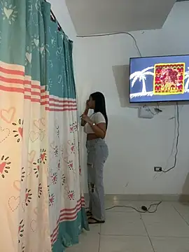 my cam online show from February 2026 06:55:02 PM