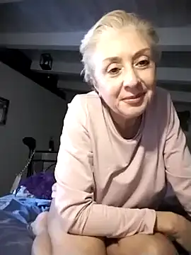 divinaerotica online show from November 2025 03:16:02 PM