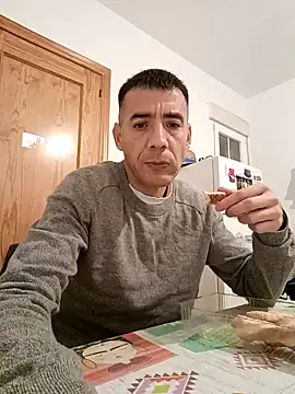 Snapshot of juanignacioargentino chatting on January 2025 06:16:02 PM juanignacioargentino online show from January 2025 06:16:02 PM