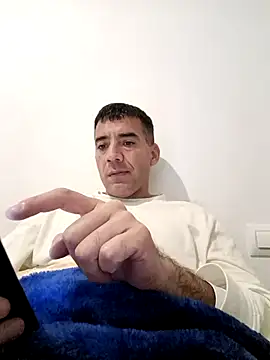 Snapshot of juanignacioargentino chatting on February 2025 11:58:02 PM juanignacioargentino online show from February 2025 11:58:02 PM