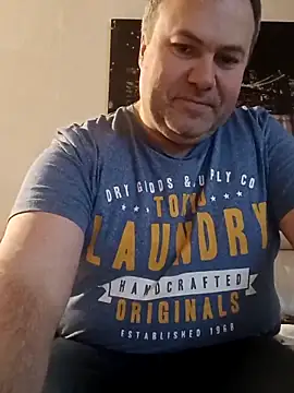 Snapshot of Pourleplasirs chatting on February 2025 01:25:01 AM Pourleplasirs online show from February 2025 01:25:01 AM