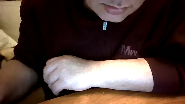 Snapshot of GrandpasDadBulg chatting on February 2026 01:27:01 AM GrandpasDadBulg online show from February 2026 01:27:01 AM