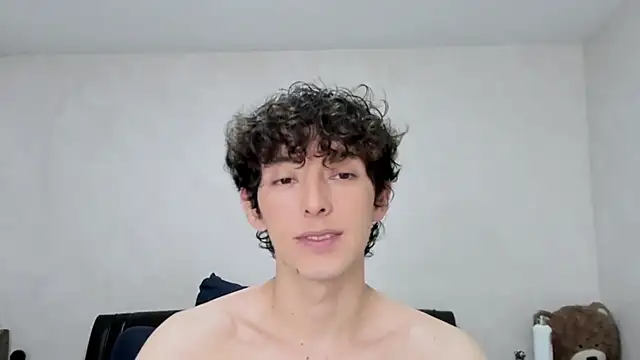 miketwink online show from February 2026 09:35:02 PM