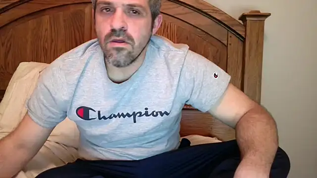 Snapshot of Troyt87 chatting on February 2026 05:49:01 AM Troyt87 online show from February 2026 05:49:01 AM