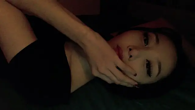 Fudzik0 online show from April 2026 06:31:01 AM