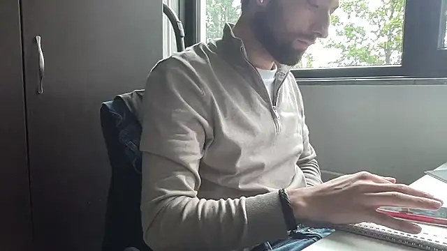 bullyboyy online show from October 2025 10:12:02 AM